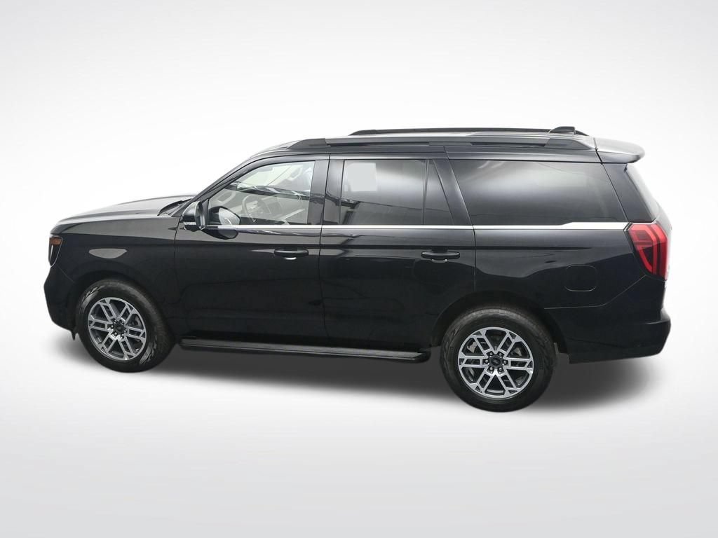 Certified 2025 Ford Expedition Active AWD/4WD image 29