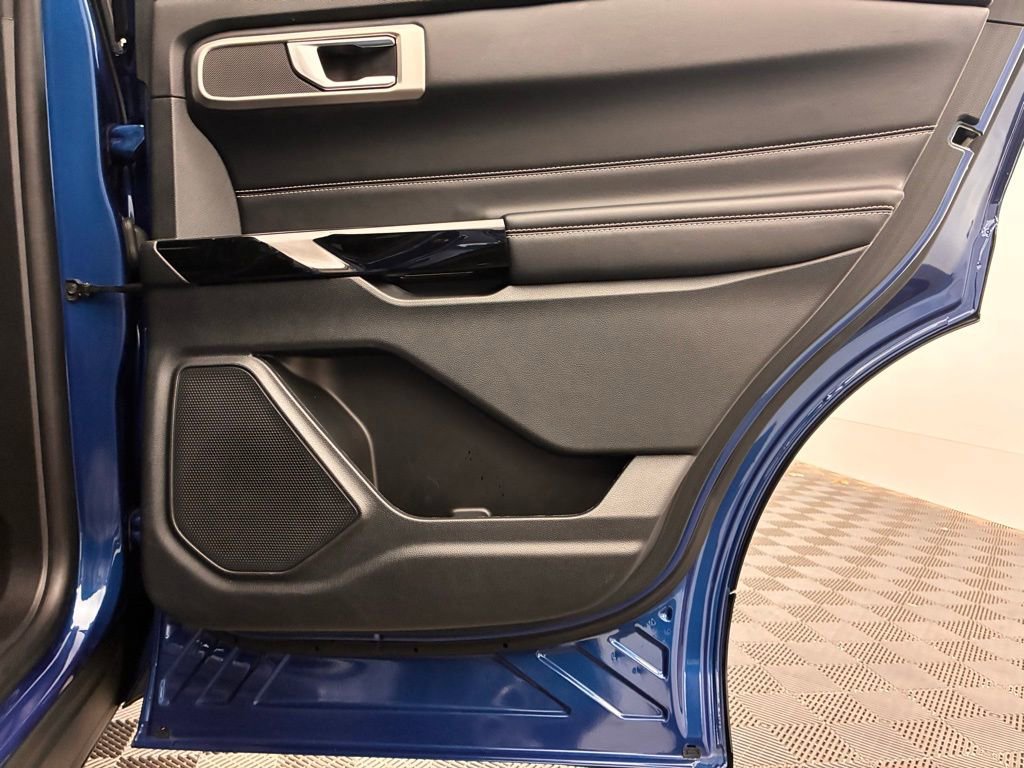 Certified 2023 Ford Explorer ST image 33