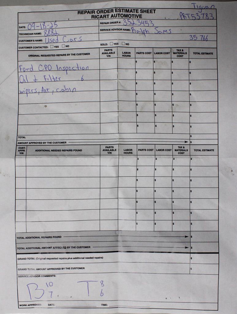 Used 2022 Volkswagen Tiguan S image 12