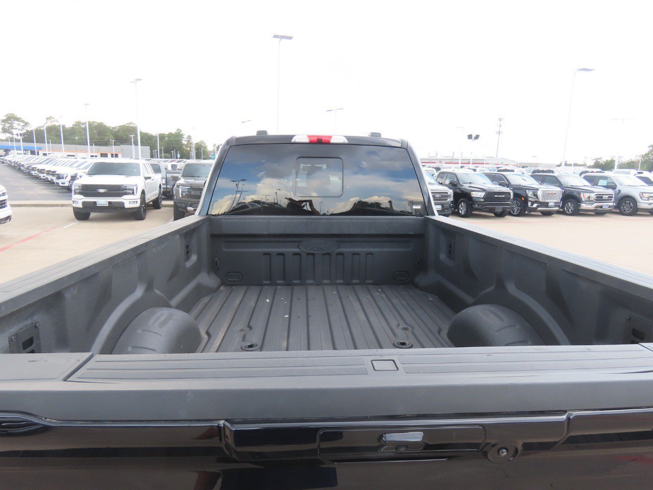 Certified 2025 Ford F350 Lariat AWD/4WD image 12