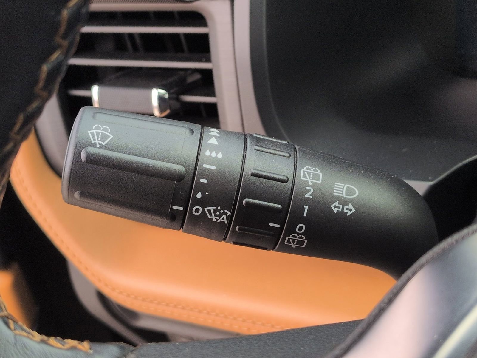 Certified 2022 Ford Expedition Max Platinum image 32