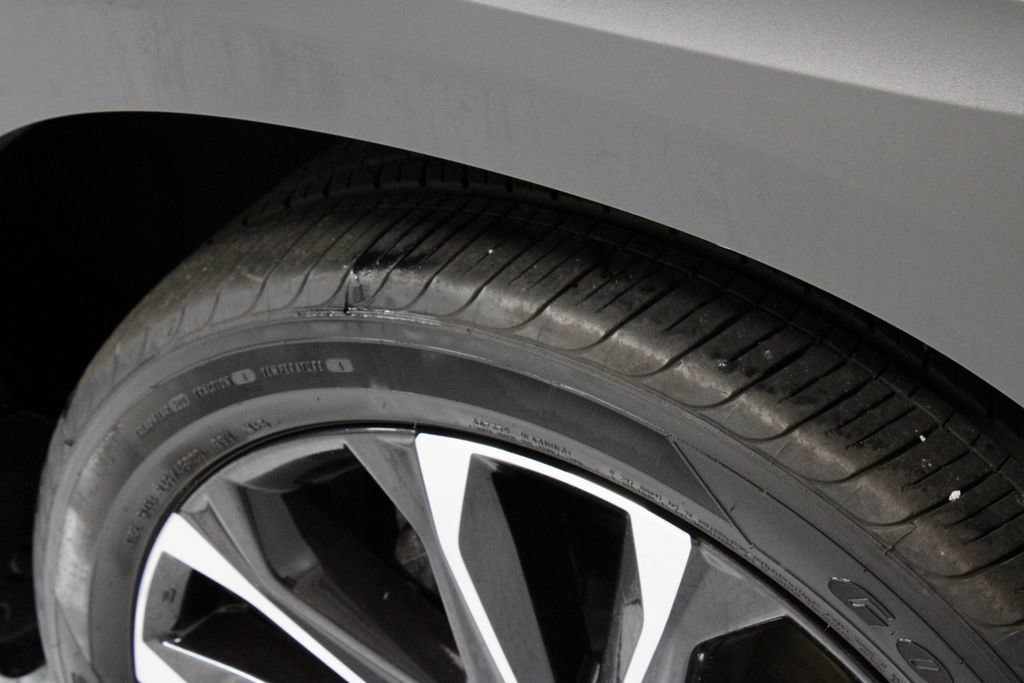 Used 2025 MAZDA CX-50 AWD 2.5 S w/ Premium Plus Pkg image 21