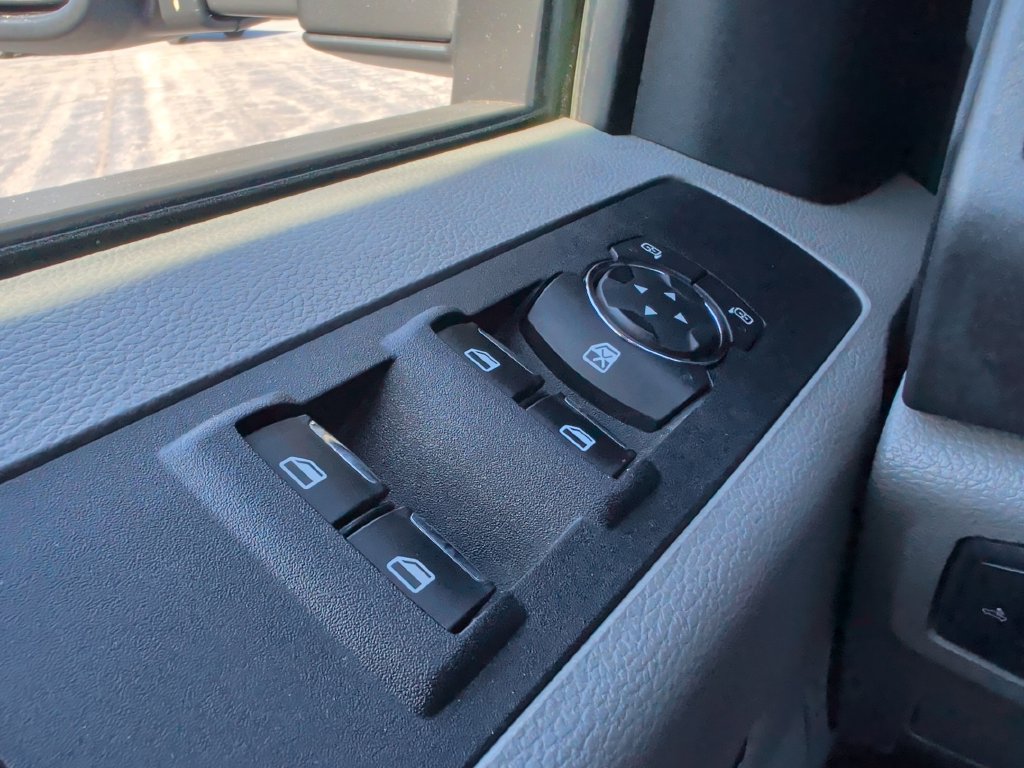 Certified 2019 Ford F250 XL w/ Power Equipment Group AWD/4WD image 26