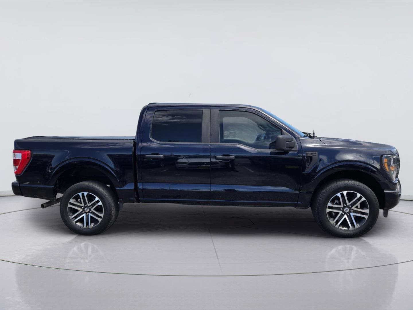 Certified 2023 Ford F150 4x4 SuperCrew image 4
