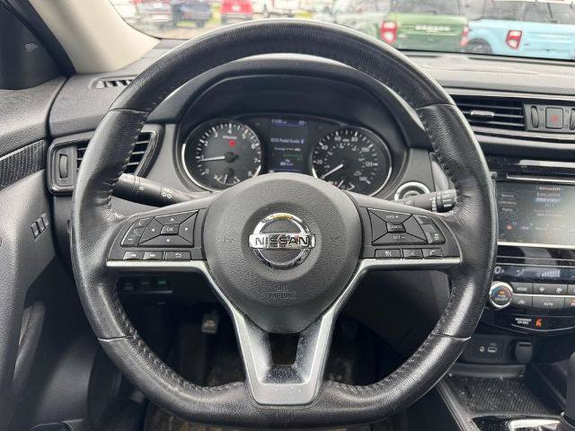 Used 2018 Nissan Rogue SL w/ Premium Package AWD/4WD image 14