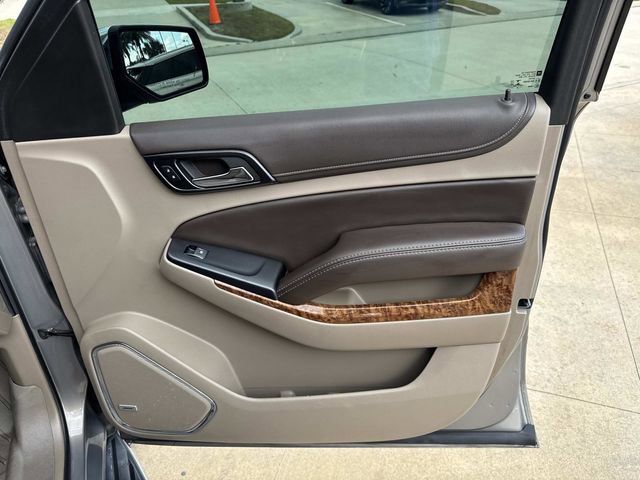 Used 2018 Chevrolet Suburban Premier image 14