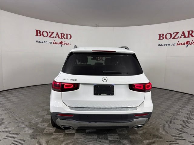 Used 2023 Mercedes-Benz GLB 250 image 7
