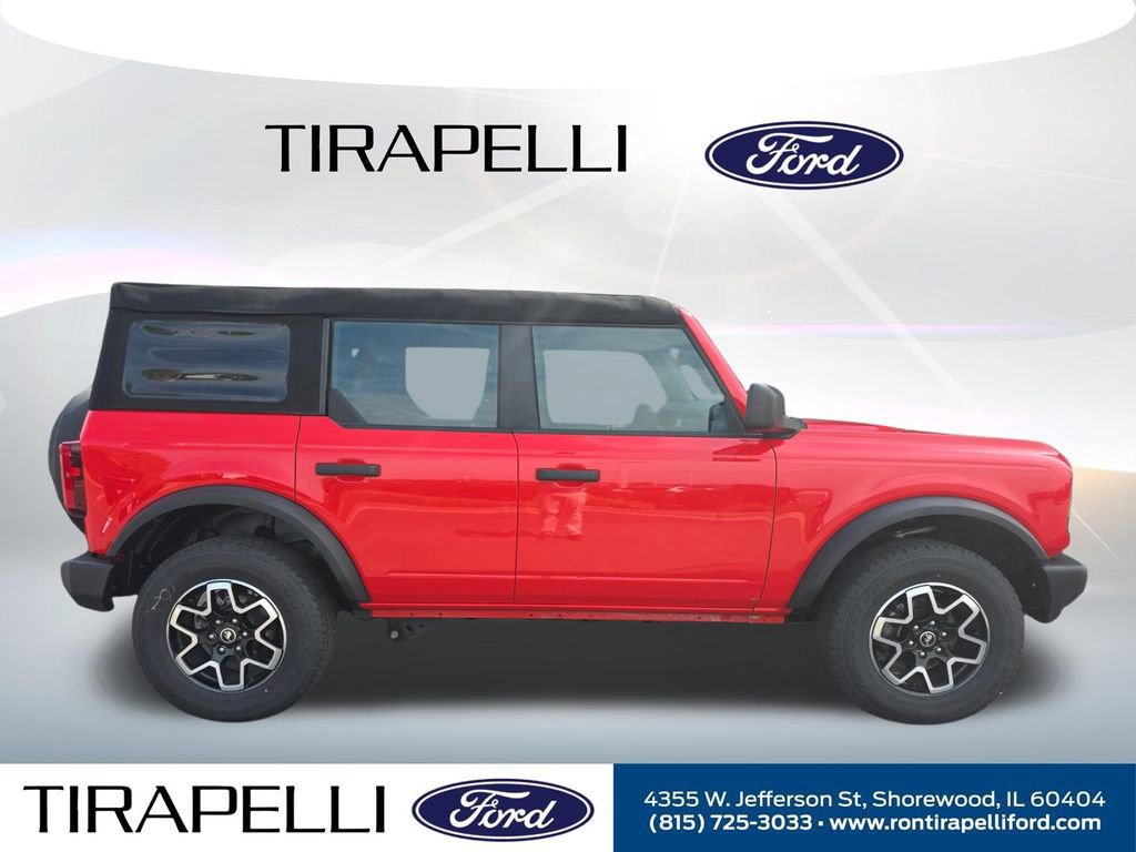 Certified 2023 Ford Bronco 4-Door AWD/4WD image 2
