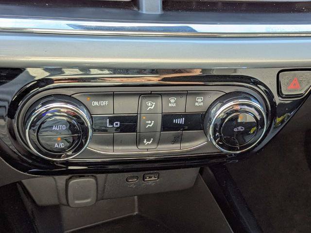 Used 2025 Chevrolet Trax LT FWD image 22
