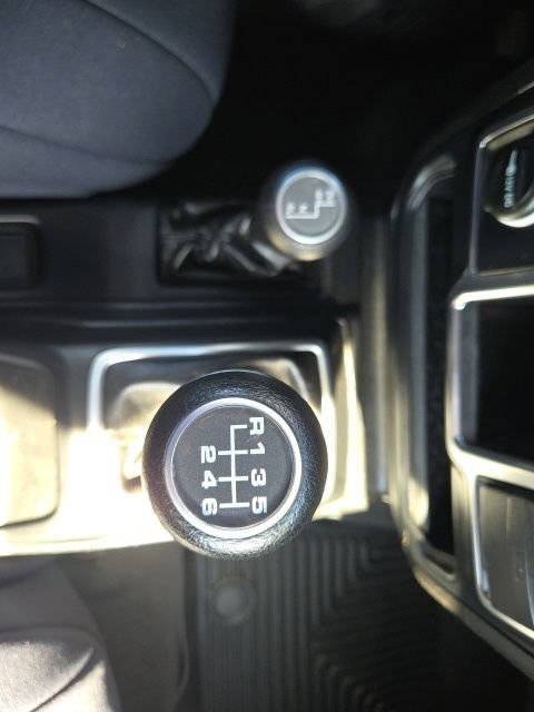 Used 2019 Jeep Wrangler Sport AWD/4WD image 36