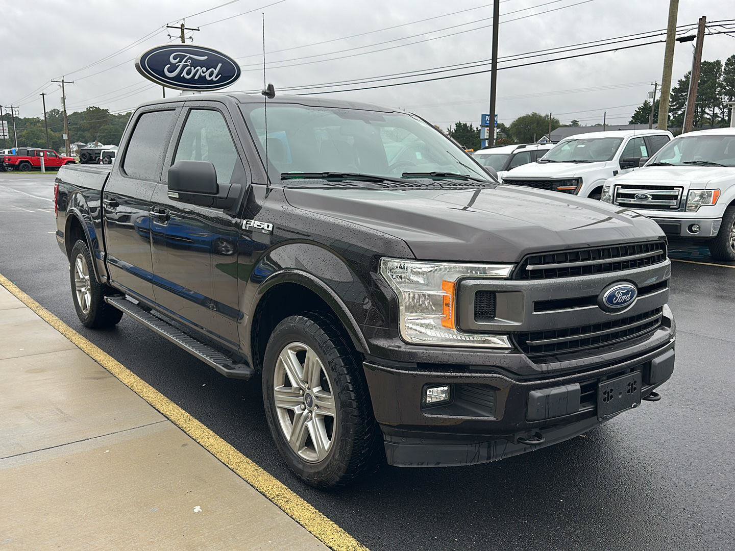 Certified 2018 Ford F150 XLT w/ Equipment Group 302A Luxury AWD/4WD image 3