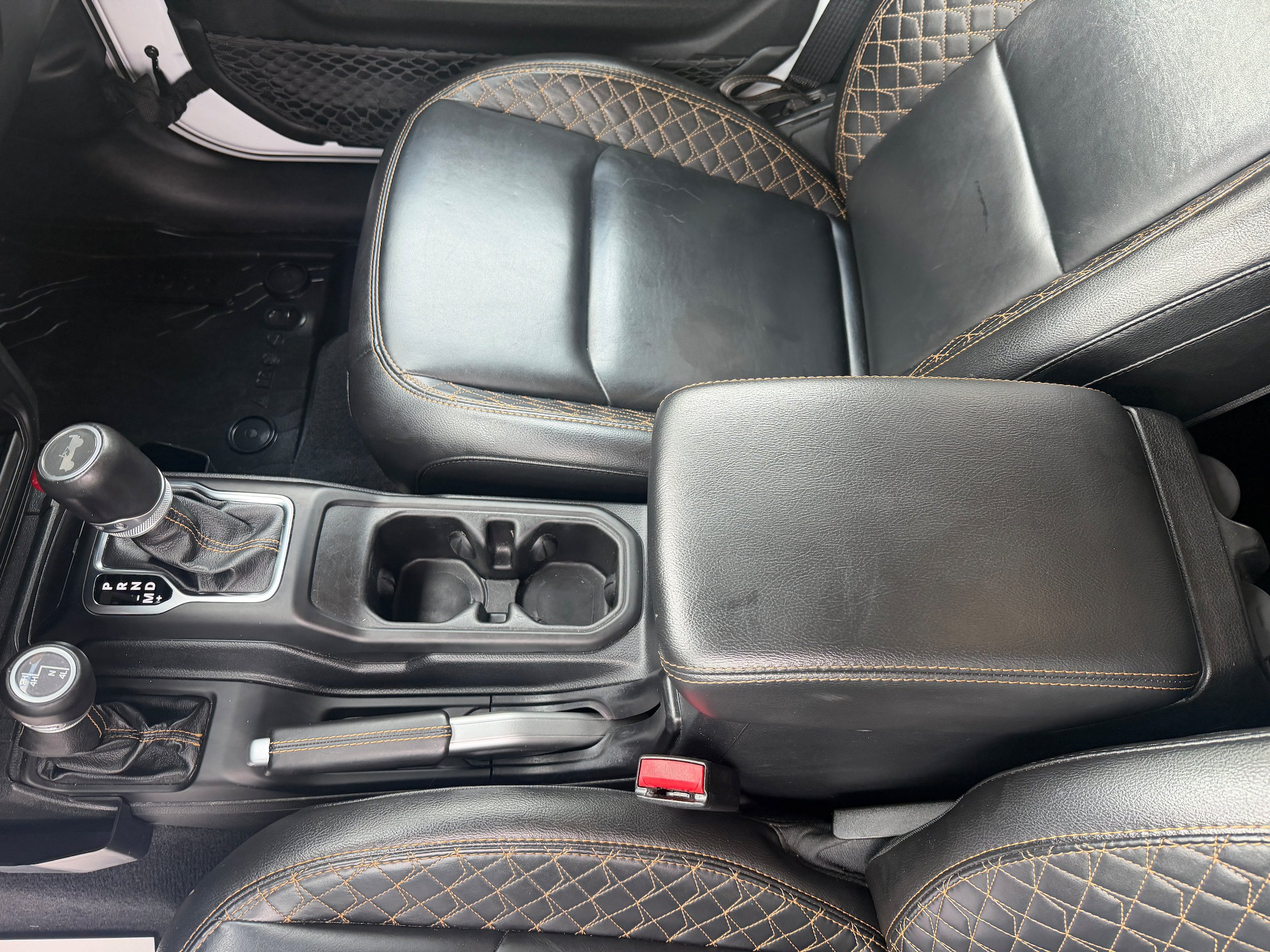 Used 2021 Jeep Wrangler Unlimited Sahara AWD/4WD image 15