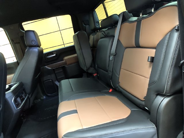 Used 2022 Chevrolet Silverado 2500 High Country w/ Technology Package AWD/4WD image 20