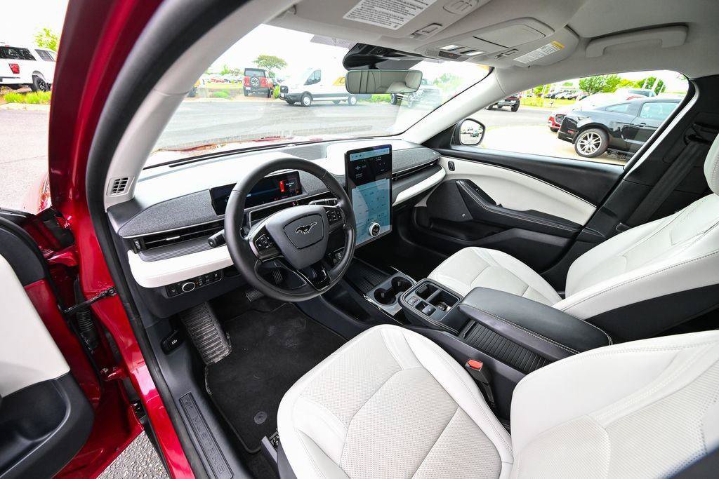 Certified 2025 Ford Mustang Mach-E Premium AWD/4WD image 18