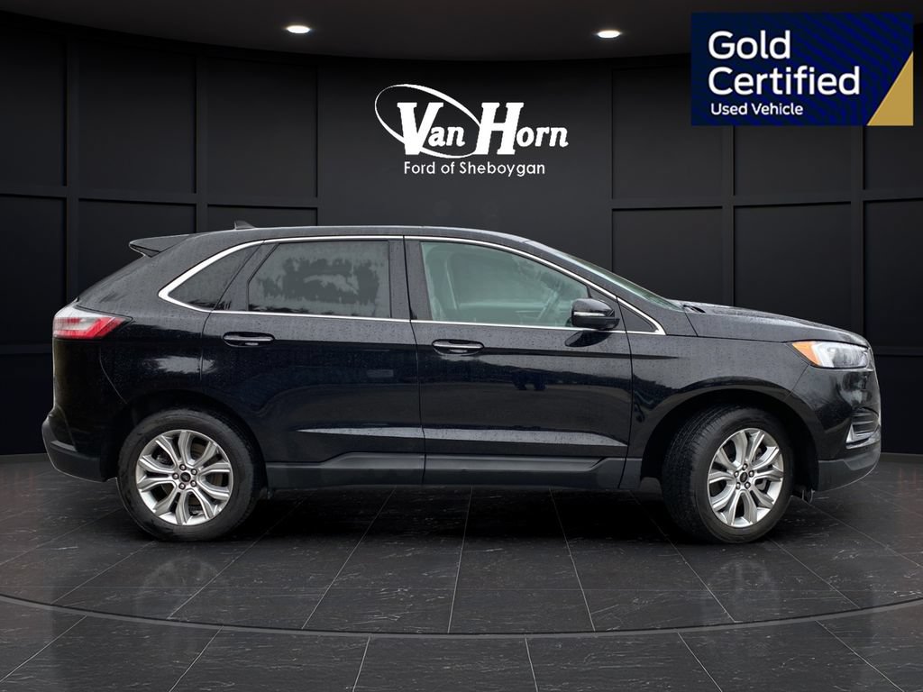 Certified 2024 Ford Edge Titanium AWD/4WD image 2