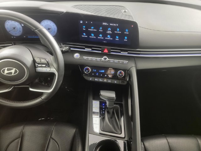 Used 2024 Hyundai Elantra Limited FWD image 20