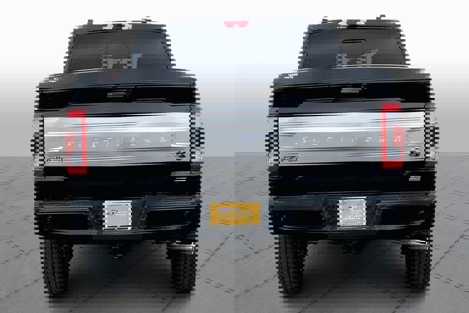 Certified 2022 Ford F150 Platinum w/ Equipment Group 701A High image 2