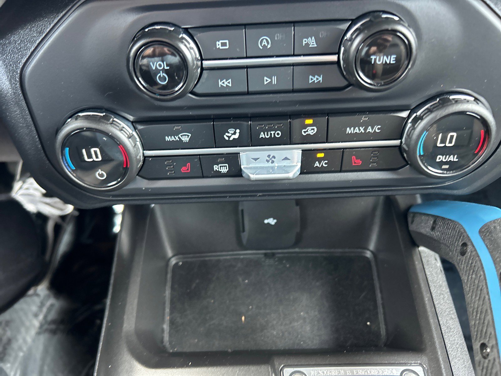 Certified 2023 Ford Bronco Wildtrak AWD/4WD image 28
