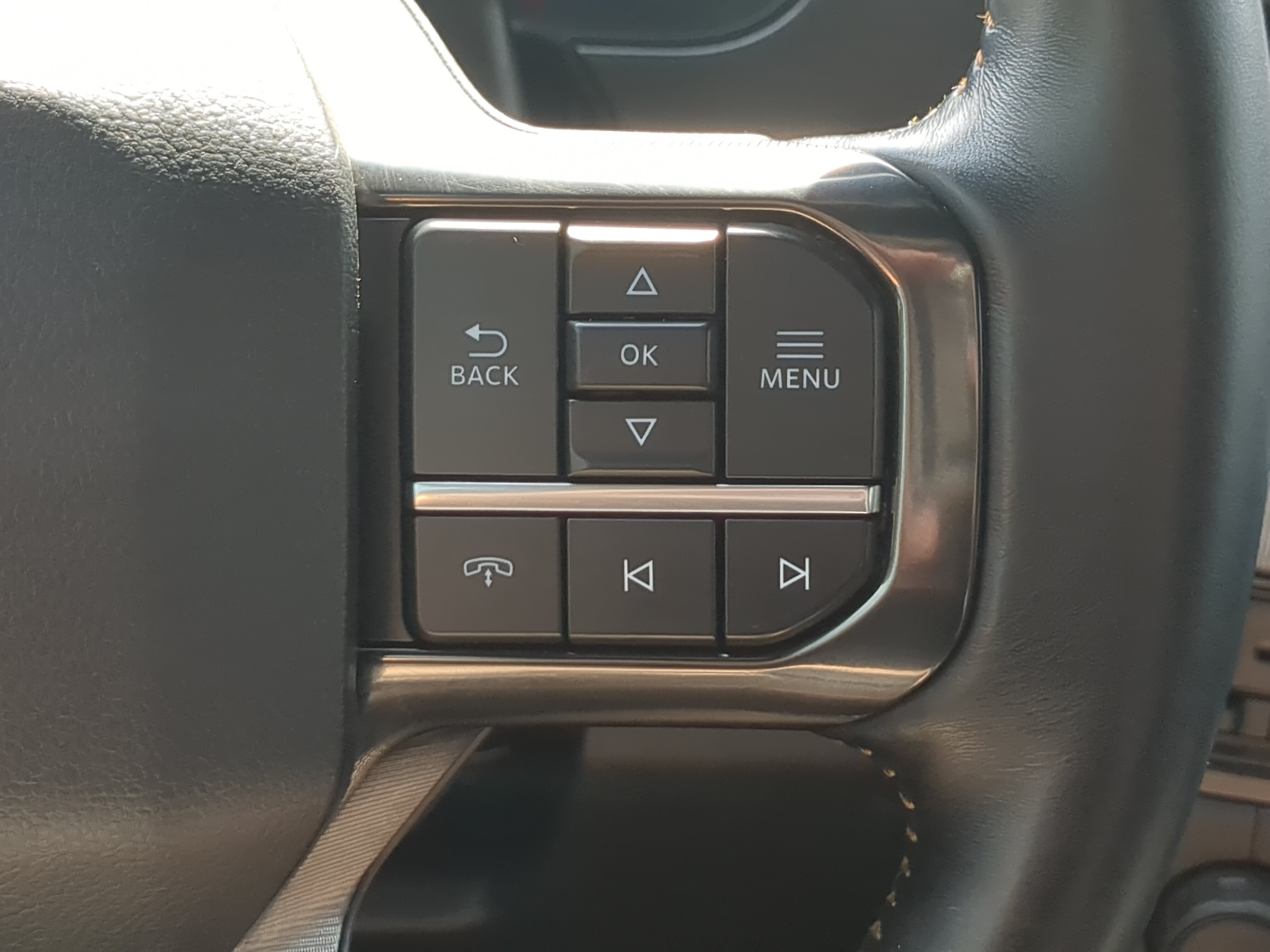 Certified 2024 Ford F350 Platinum AWD/4WD image 25