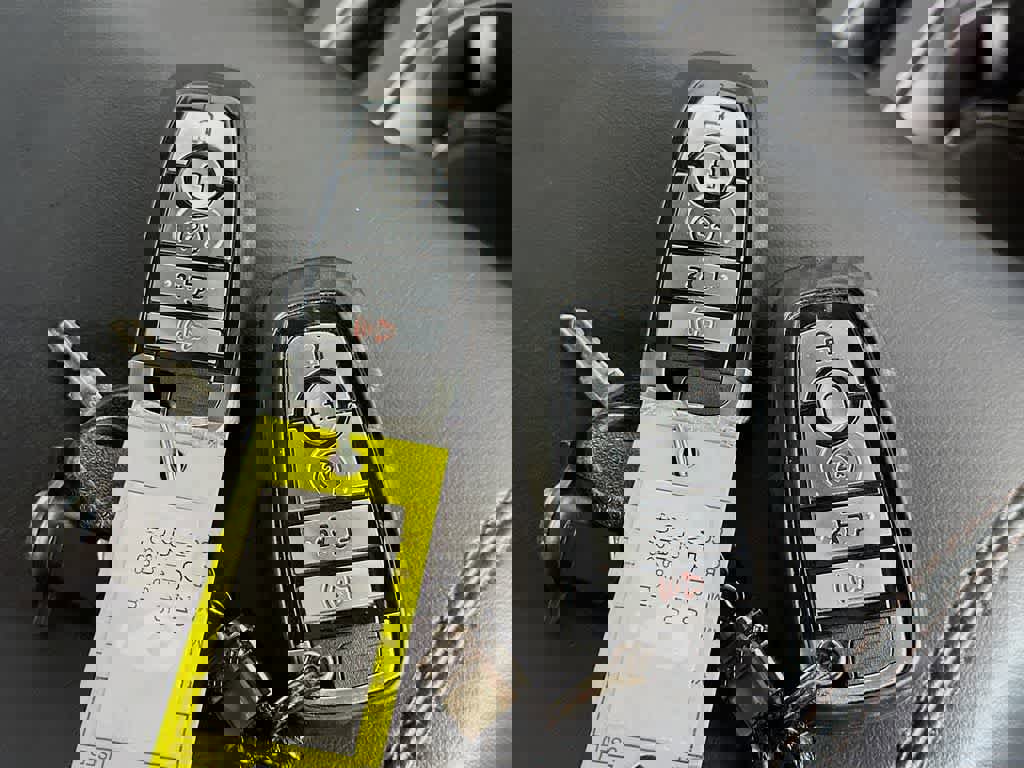 Certified 2021 Ford F150 Raptor w/ Equipment Group 801A High image 24