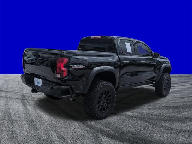 Used 2024 Chevrolet Colorado Trail Boss AWD/4WD image 4