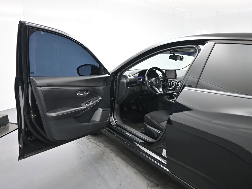 Used 2020 Nissan Sentra SV image 37
