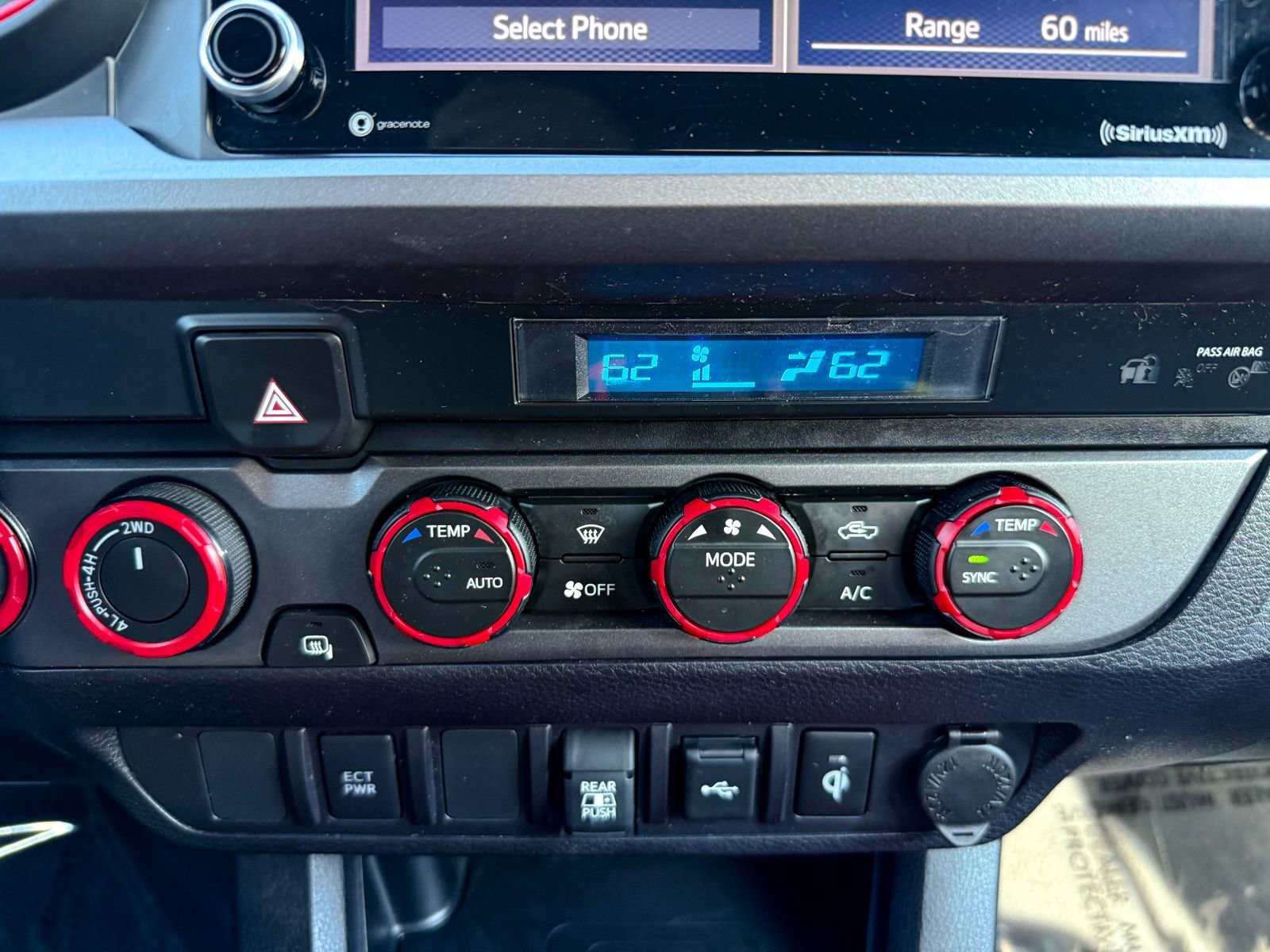 Used 2023 Toyota Tacoma TRD Sport w/ Black Out Package (TMS) image 26