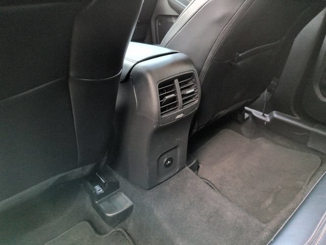 Certified 2024 Ford Escape Platinum AWD/4WD image 27