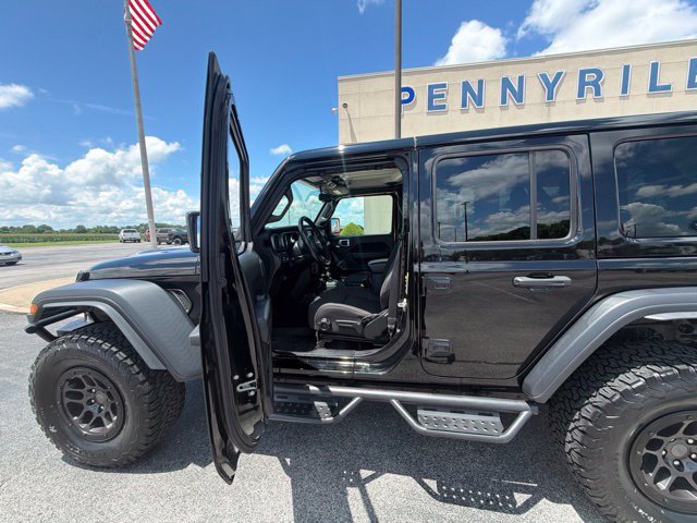 Used 2023 Jeep Wrangler Unlimited Sport AWD/4WD image 9