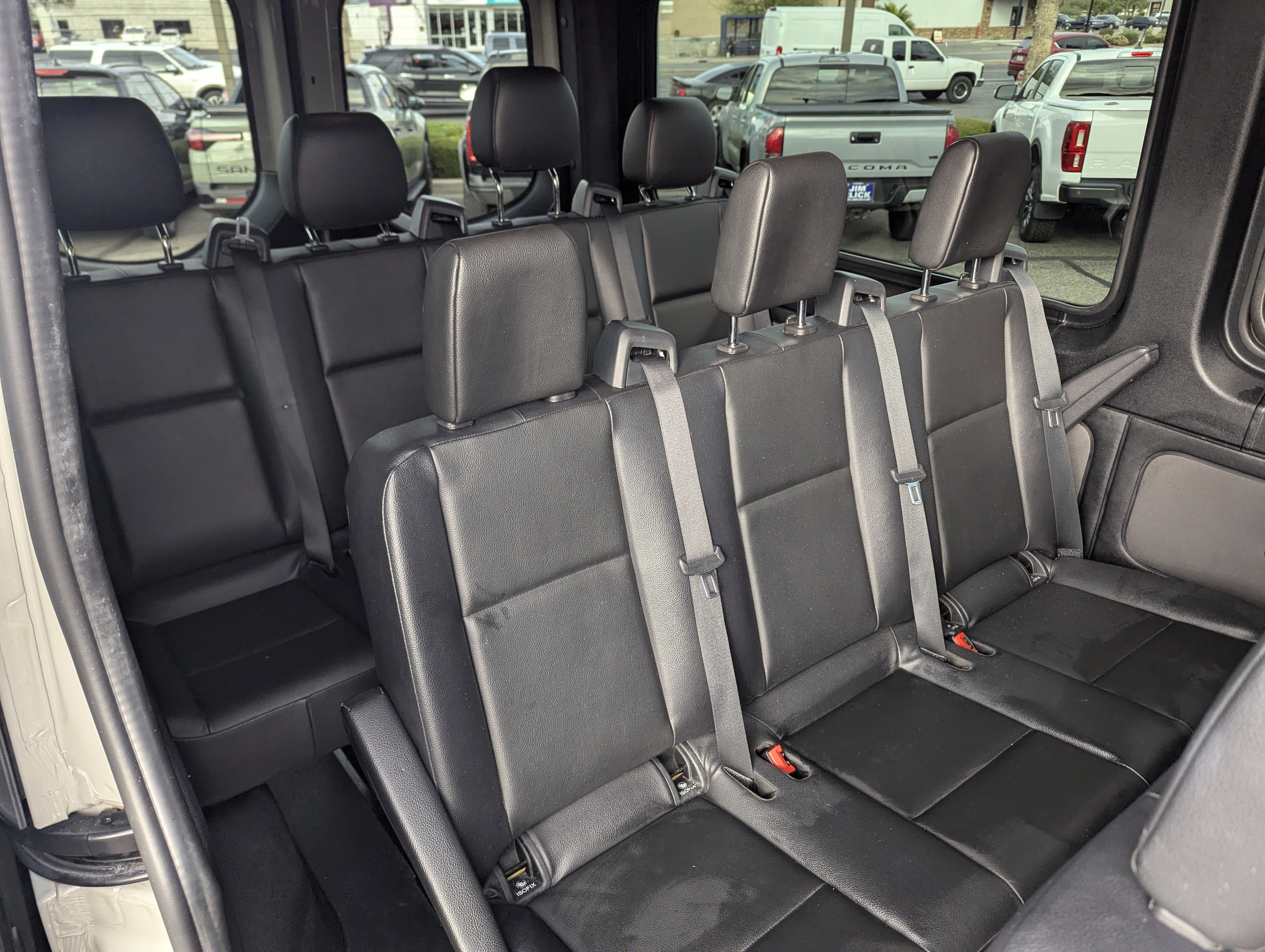 Used 2021 Mercedes-Benz Sprinter 2500 image 10