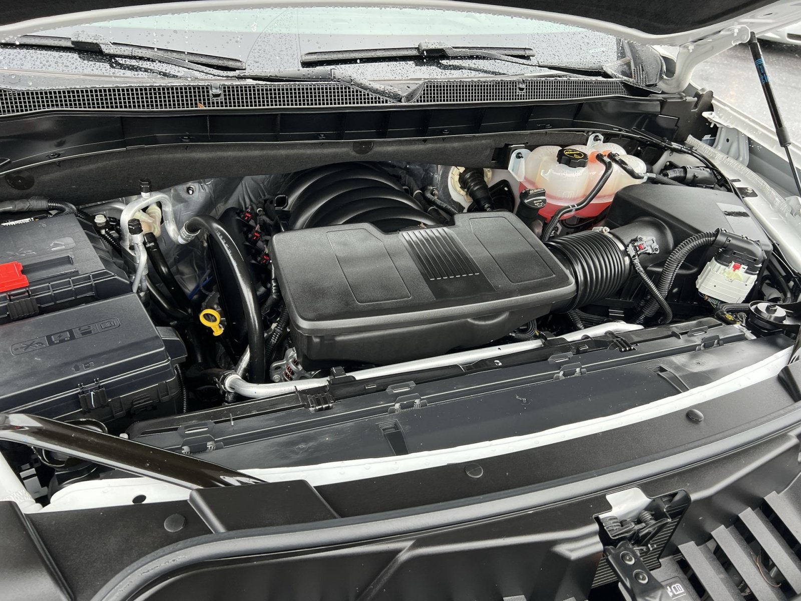 Used 2025 Chevrolet Tahoe Premier AWD/4WD image 28