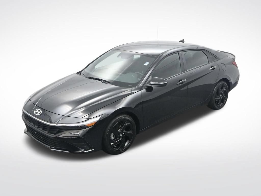 Used 2026 Hyundai Elantra Sport w/ Cargo Package FWD image 22