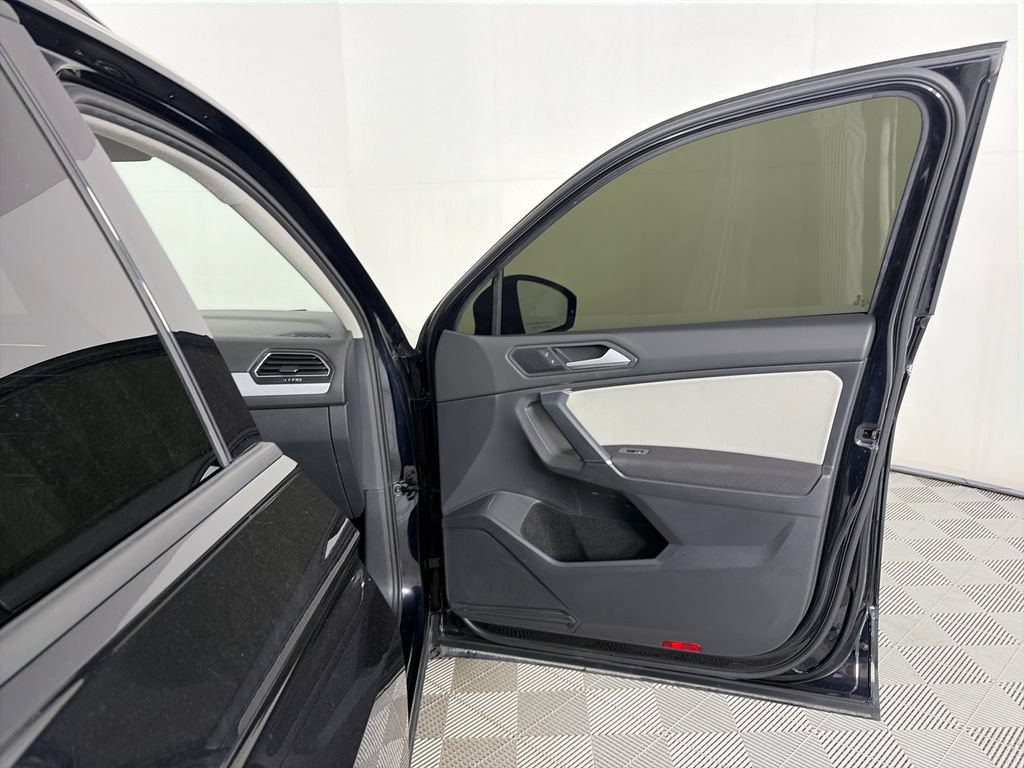 Used 2020 Volkswagen Tiguan S AWD/4WD image 28