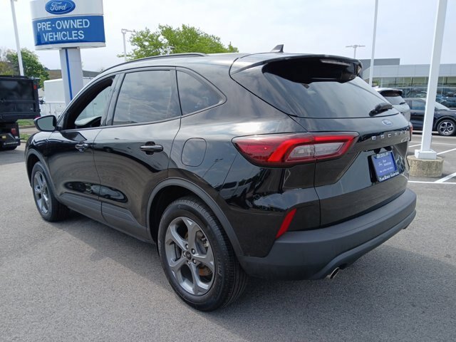 Certified 2026 Ford Escape ST-Line AWD/4WD image 5