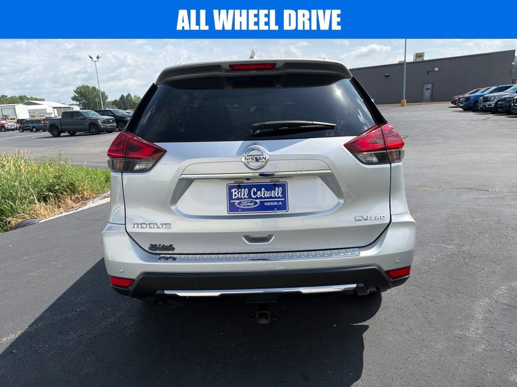 Used 2020 Nissan Rogue SV AWD/4WD image 5