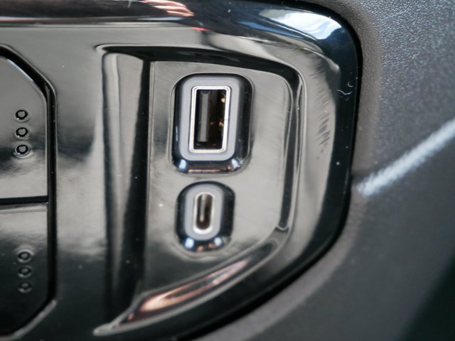 Used 2022 GMC Sierra 1500 Elevation AWD/4WD image 24