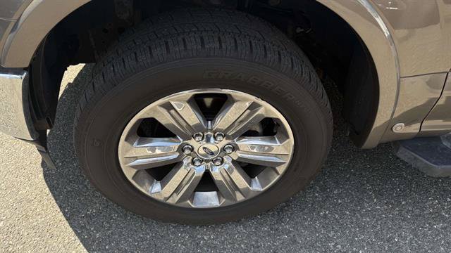 Certified 2018 Ford F150 Lariat w/ Equipment Group 502A Luxury AWD/4WD image 37