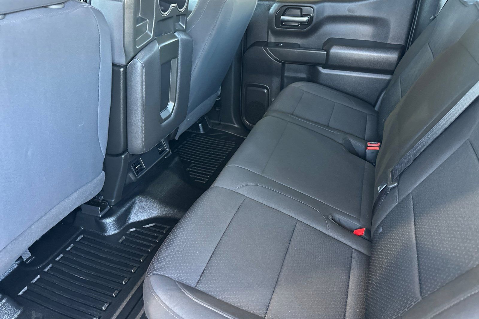 Used 2023 Chevrolet Silverado 1500 W/T w/ WT Value Package AWD/4WD image 11
