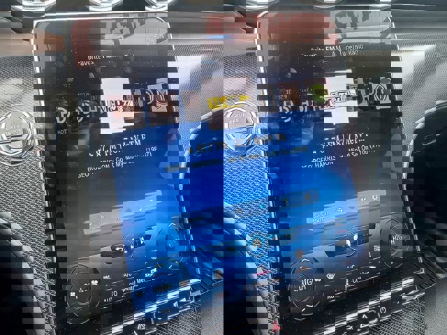 Used 2022 Mercedes-Benz C 300 4MATIC Sedan image 21