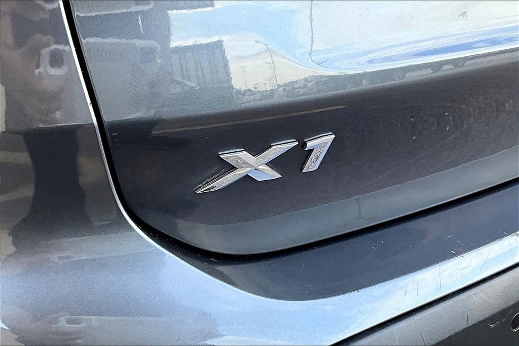 Used 2021 BMW X1 xDrive28i image 8