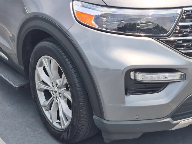 Certified 2023 Ford Explorer XLT w/ Equipment Group 202A RWD image 10