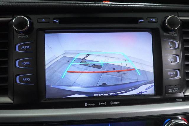 Used 2019 Toyota Highlander XLE AWD/4WD image 21