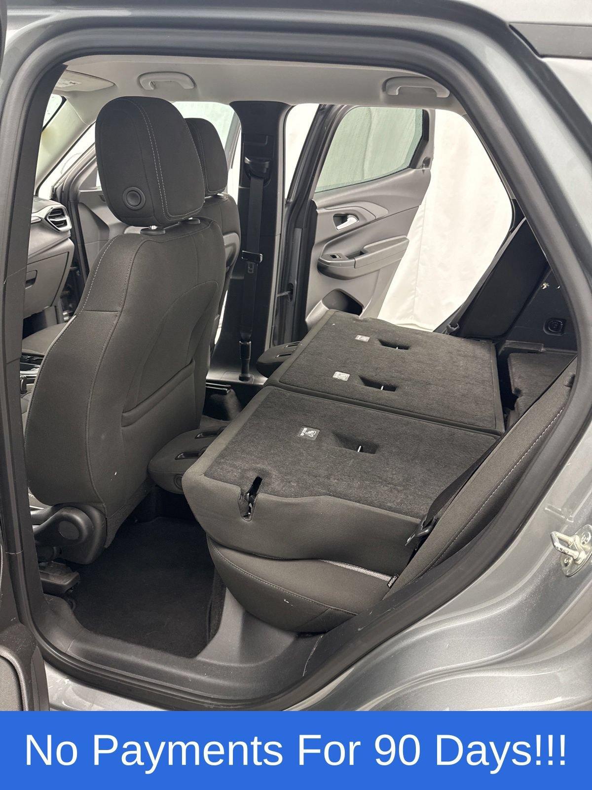 Used 2025 Chevrolet TrailBlazer LT AWD/4WD image 37