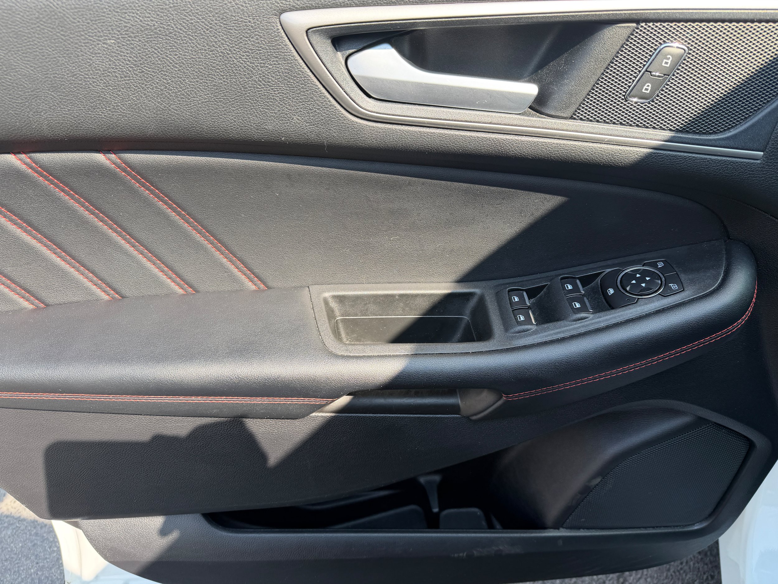 Certified 2021 Ford Edge ST-Line AWD/4WD image 27