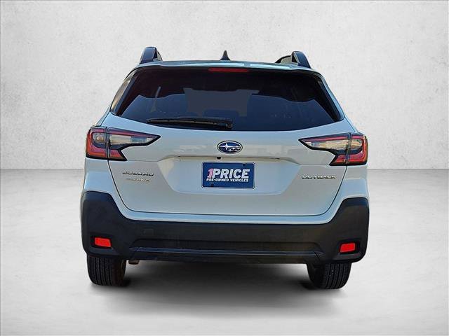 Used 2024 Subaru Outback Premium AWD/4WD image 6