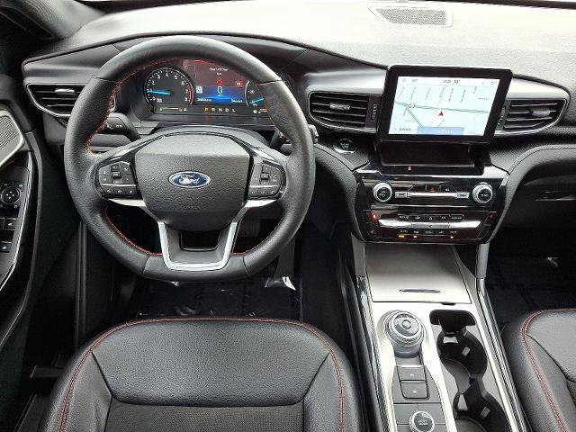 Certified 2023 Ford Explorer ST-Line w/ Class IV Trailer Tow Package image 12