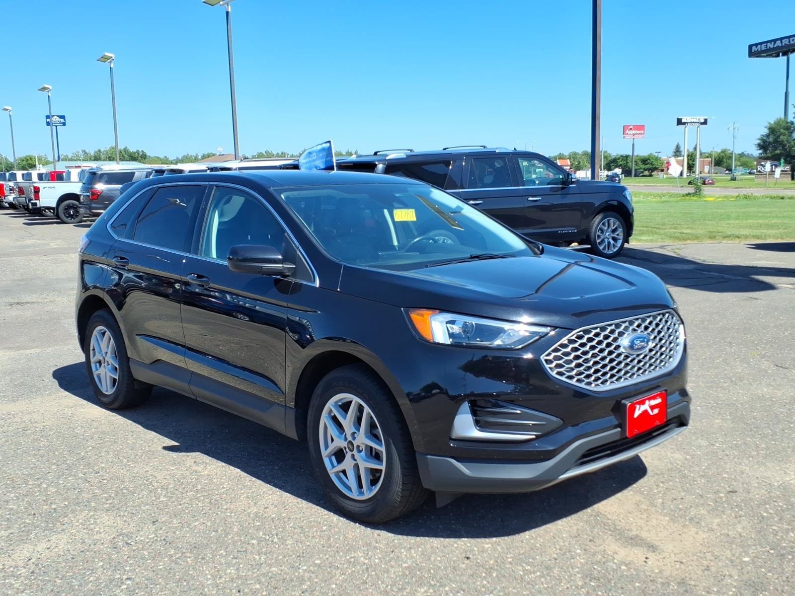 Certified 2024 Ford Edge SEL AWD/4WD image 8