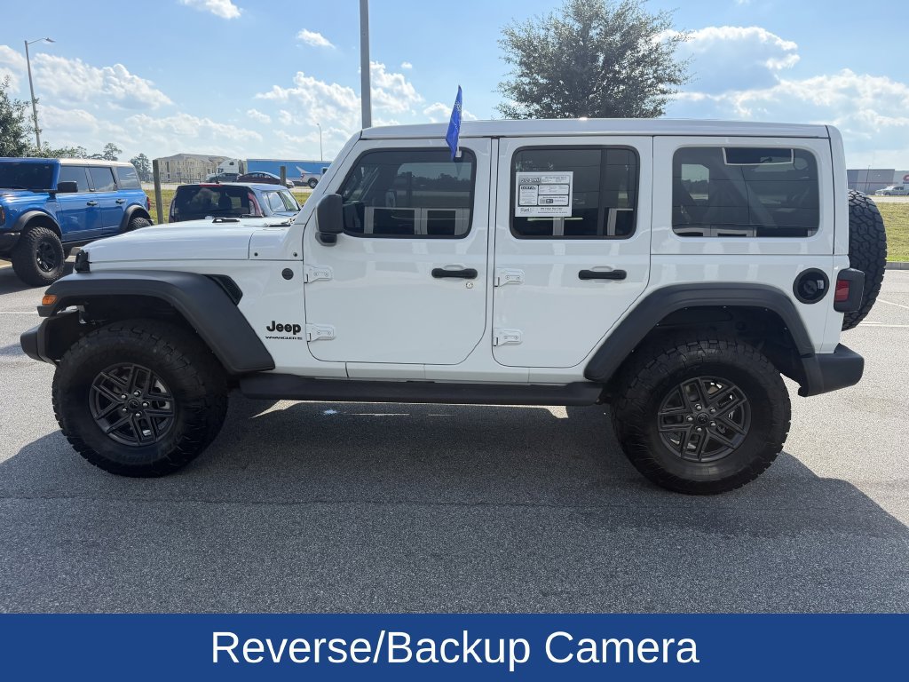 Used 2024 Jeep Wrangler Unlimited Sport AWD/4WD image 3