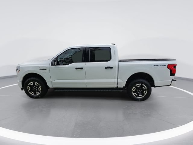 Certified 2023 Ford F150 Lightning XLT AWD/4WD image 6
