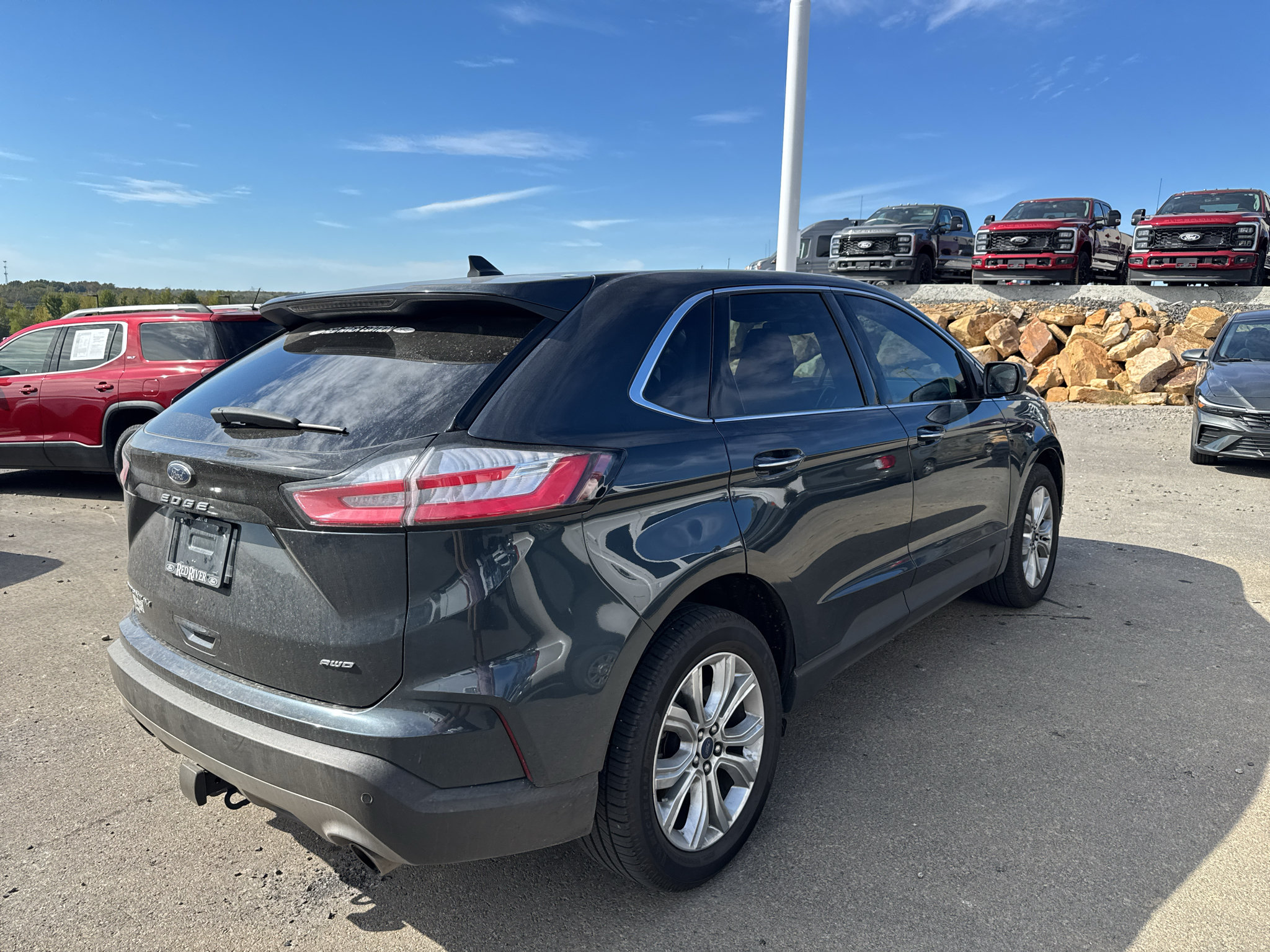 Certified 2022 Ford Edge Titanium w/ Class II Trailer Tow Package AWD/4WD image 3